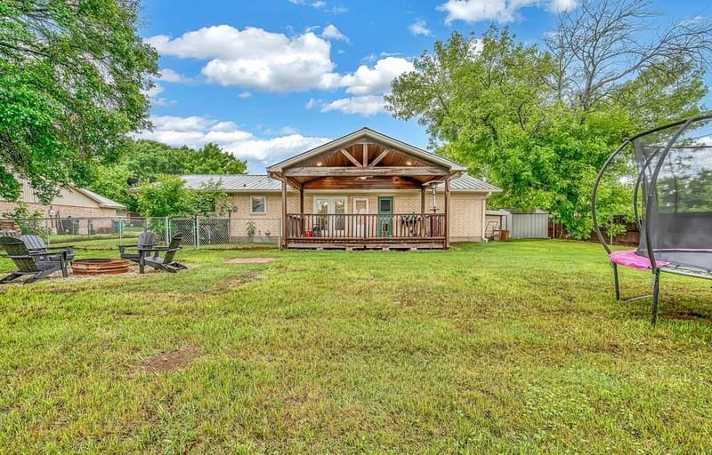 902 S Avenue L, Clifton TX 76634 - Photo 25