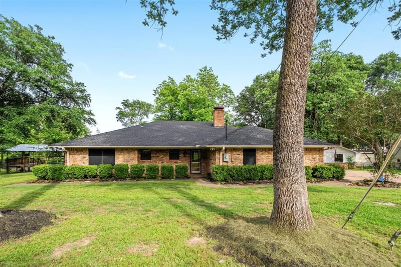 118 Robin Hood Way, Gun Barrel City TX 75156 - Photo 3