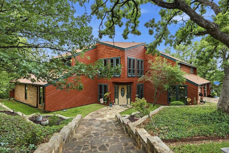 122 Brookdale Drive, Highland Village TX 75077 - Photo 2