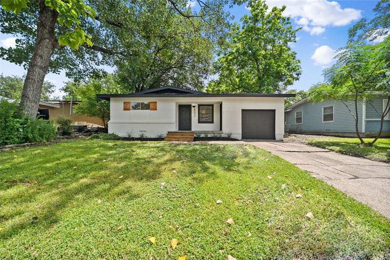 402 E Linda Drive, Garland TX 75041 - Photo 2