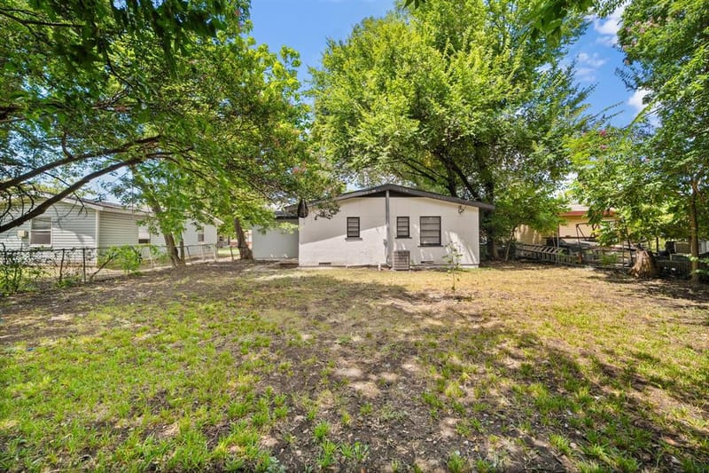 402 E Linda Drive, Garland TX 75041 - Photo 22