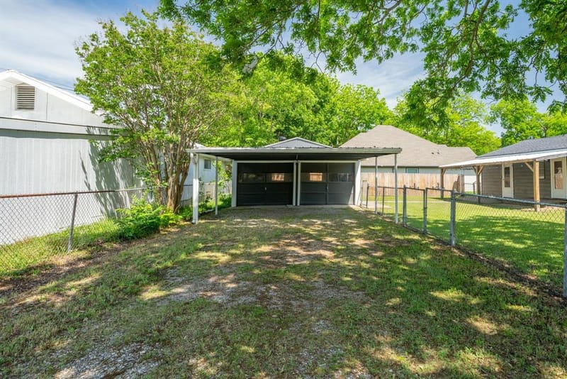 506 Pendleton Street, Farmersville TX 75442 - Photo 24