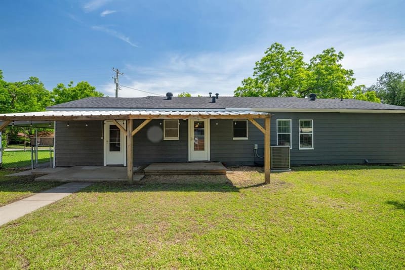 506 Pendleton Street, Farmersville TX 75442 - Photo 29