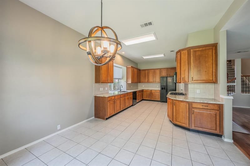 3001 Saint Lynda Drive, Mansfield TX 76063 - Photo 9