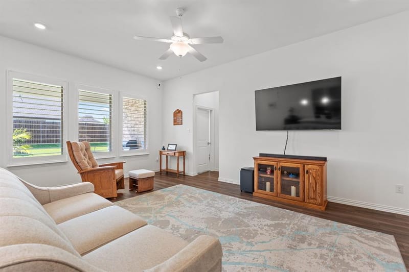 13529 Fergus Drive, Fort Worth TX 76052 - Photo 7