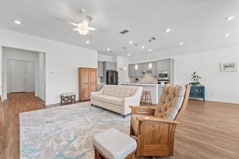 13529 Fergus Drive, Fort Worth TX 76052 - Photo 5