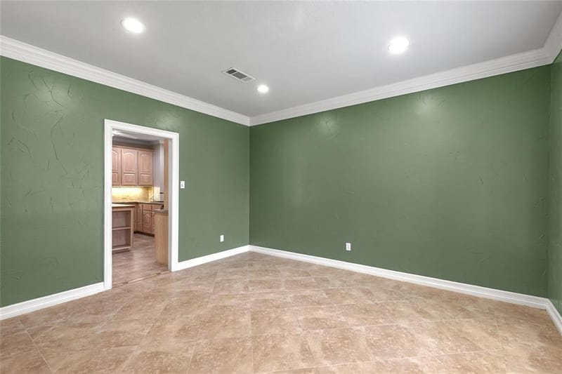 6400 Creekside Drive, Greenville TX 75402 - Photo 7