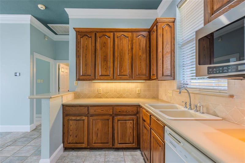 6400 Creekside Drive, Greenville TX 75402 - Photo 37
