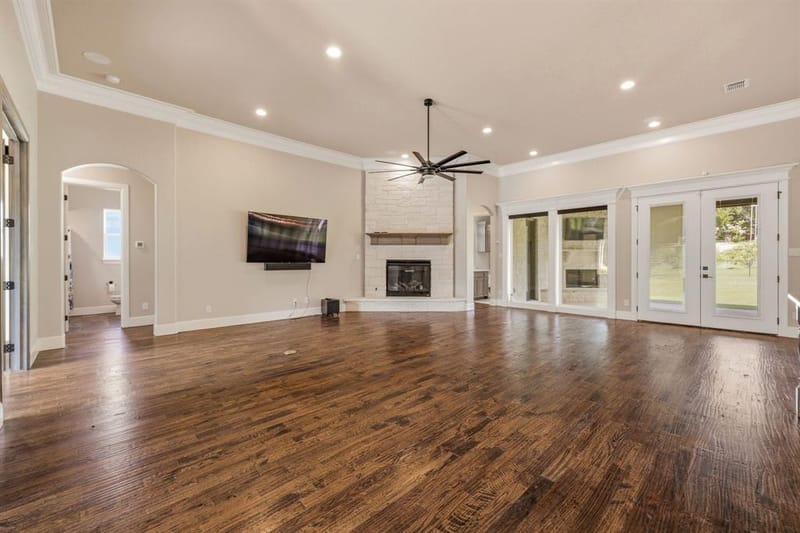 9503 Bellechase Road, Granbury TX 76049 - Photo 7