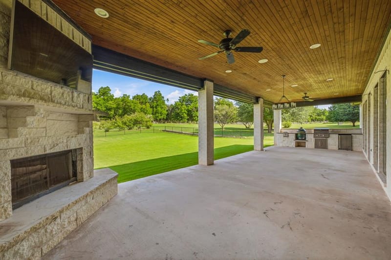 9503 Bellechase Road, Granbury TX 76049 - Photo 32