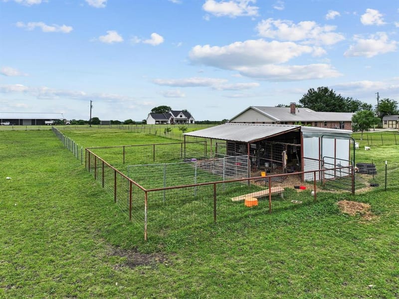 1217 County Road 4705, Leonard TX 75452 - Photo 36