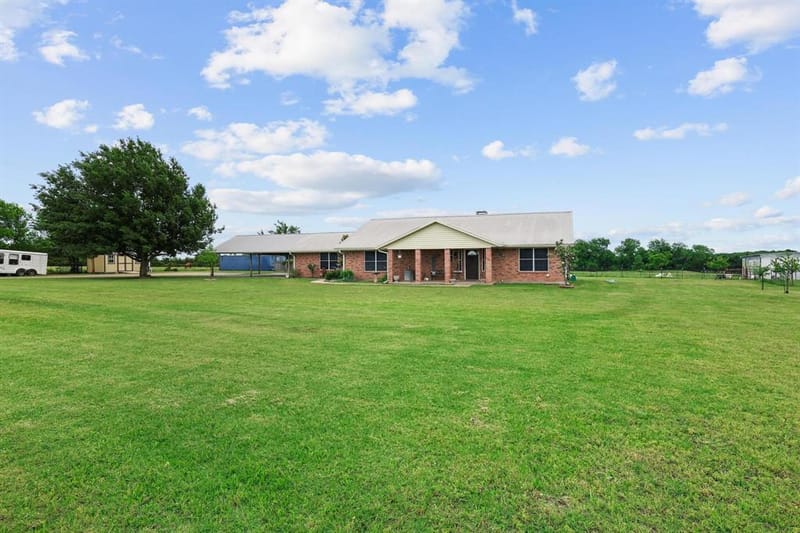 1217 County Road 4705, Leonard TX 75452 - Photo 4