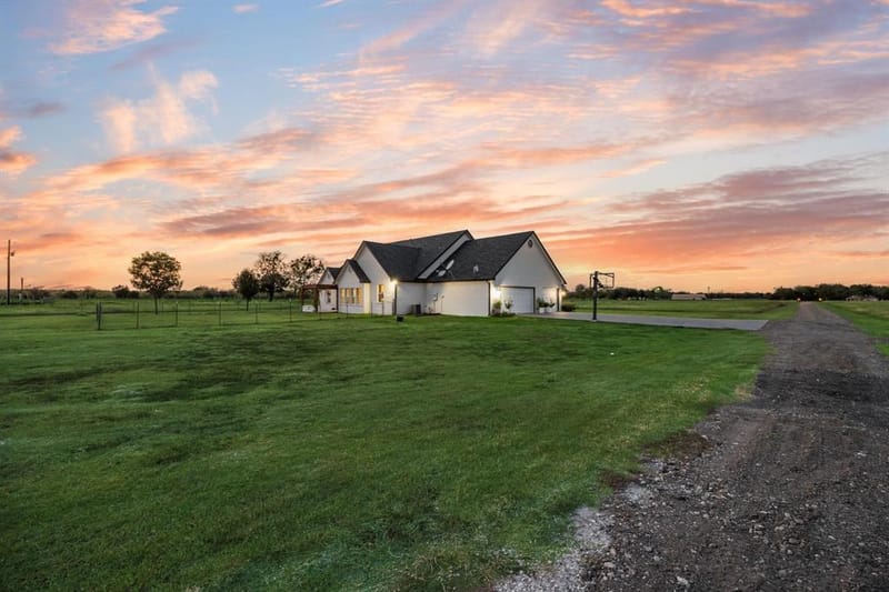 6880 County Road 4042, Kemp TX 75143 - Photo 32
