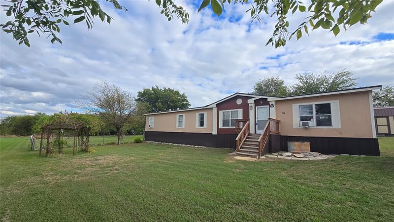 119 Enchanted Lakes Drive, Azle TX 76020 - Photo 2