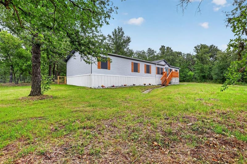 1270 Private Road 3627, Springtown TX 76082 - Photo 5