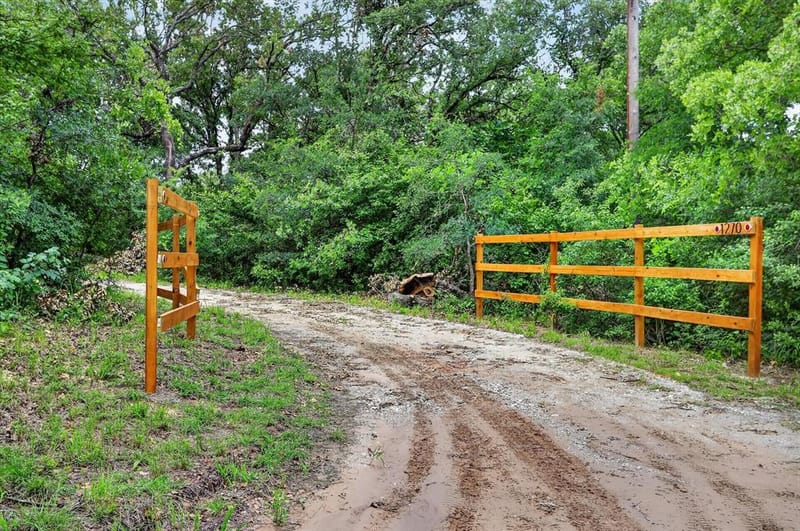 1270 Private Road 3627, Springtown TX 76082 - Photo 31