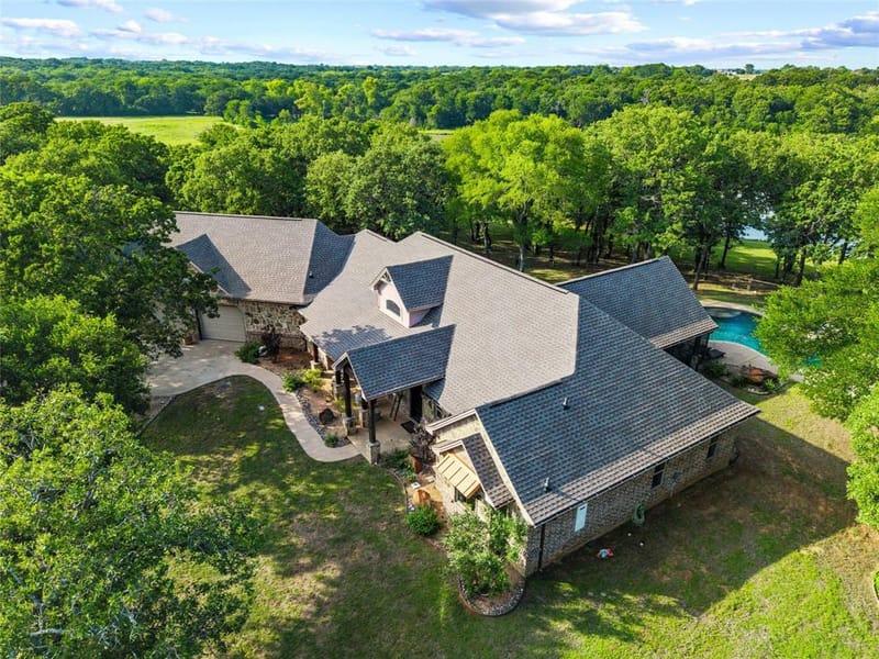 6561 County Road 423, Grandview TX 76050 - Photo 2