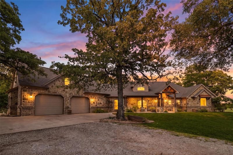 6561 County Road 423, Grandview TX 76050