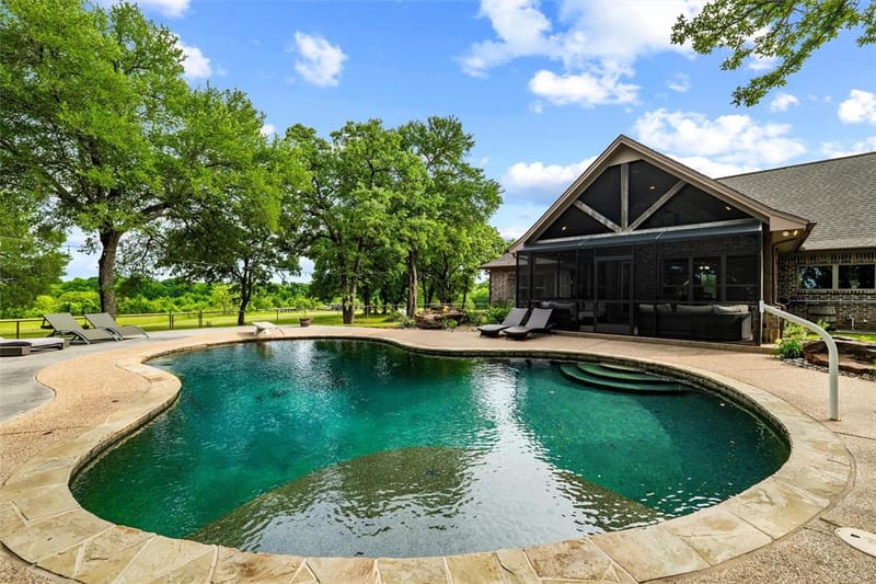 6561 County Road 423, Grandview TX 76050 - Photo 33