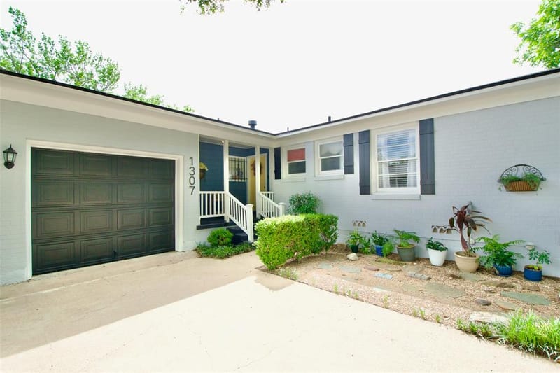 1307 N 65th Street, Waco TX 76710 - Photo 2
