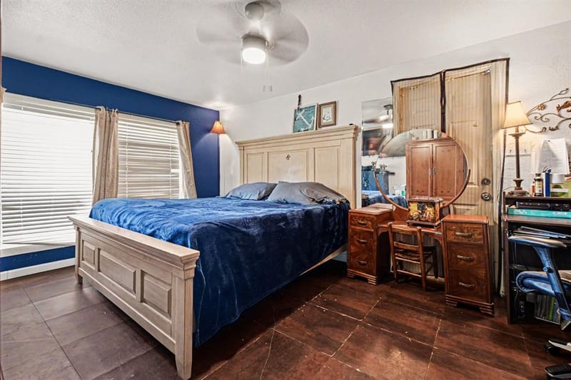 1001 Hillburn Drive, Dallas TX 75217 - Photo 16