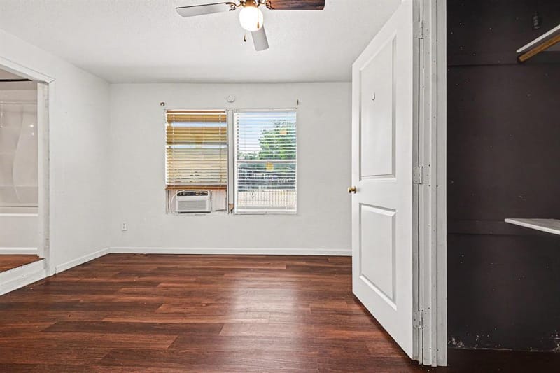 1001 Hillburn Drive, Dallas TX 75217 - Photo 22