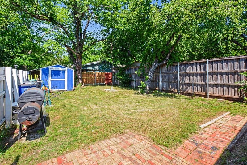 1001 Hillburn Drive, Dallas TX 75217 - Photo 32