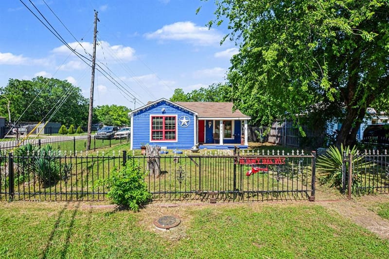 1001 Hillburn Drive, Dallas TX 75217 - Photo 34