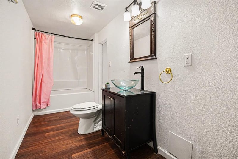 1001 Hillburn Drive, Dallas TX 75217 - Photo 25