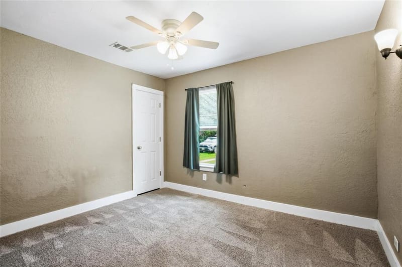 2121 W Bond Street, Denison TX 75020 - Photo 13