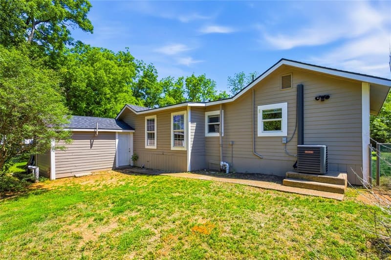 2121 W Bond Street, Denison TX 75020 - Photo 26