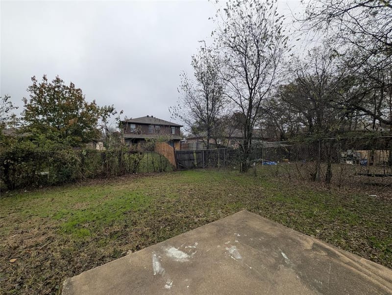 6709 Ridgecrest Court, Fort Worth TX 76133 - Photo 13
