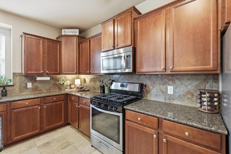 2825 Treasure Cove Drive, Lewisville TX 75056 - Photo 12