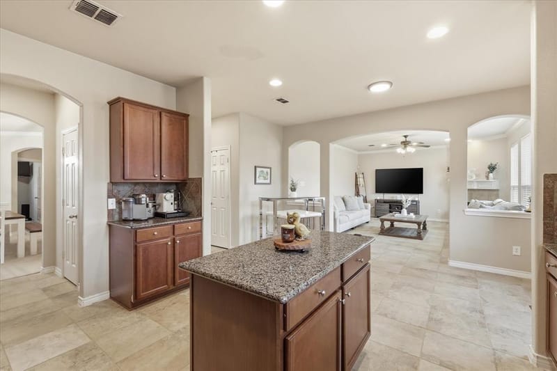2825 Treasure Cove Drive, Lewisville TX 75056 - Photo 14