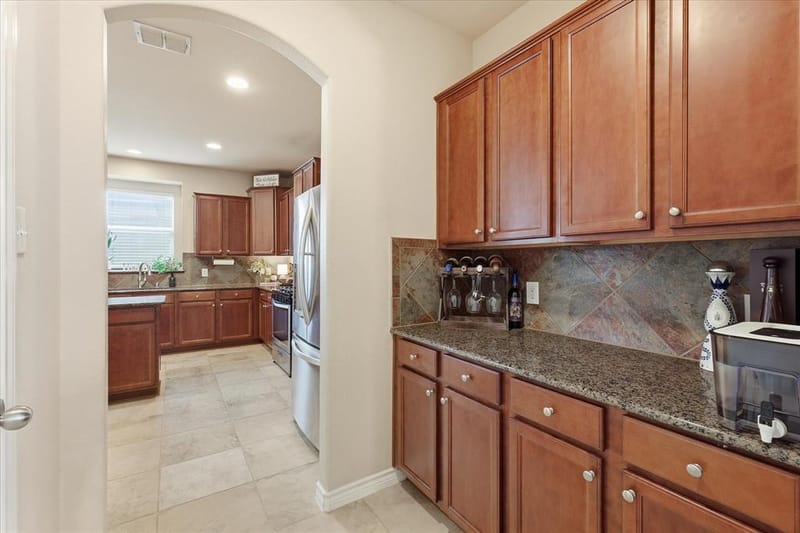 2825 Treasure Cove Drive, Lewisville TX 75056 - Photo 11