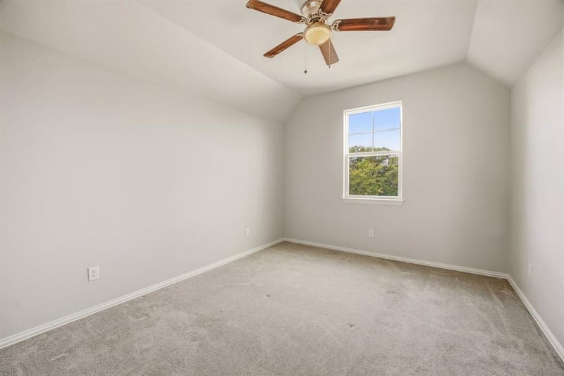 5721 San Jacinto Drive, Granbury TX 76048 - Photo 21