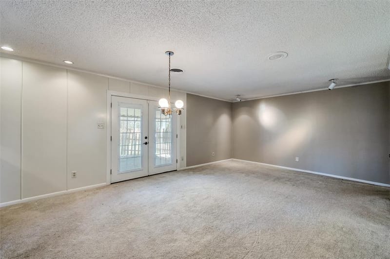 5613 Westcreek Drive, Fort Worth TX 76133 - Photo 6