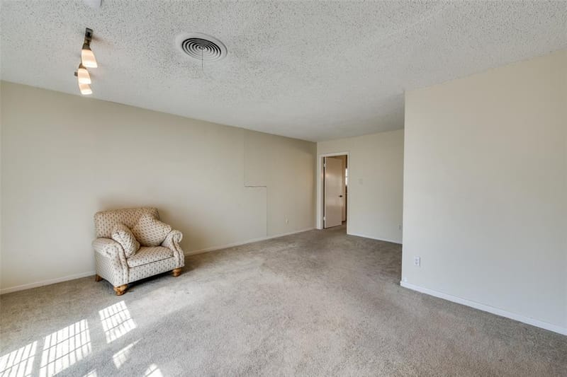 5613 Westcreek Drive, Fort Worth TX 76133 - Photo 4
