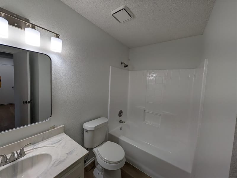 4821 Saint Thomas Place, Fort Worth TX 76135 - Photo 12