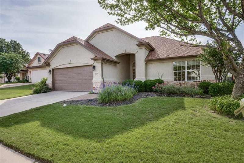 11009 Southerland Drive, Denton TX 76207 - Photo 2