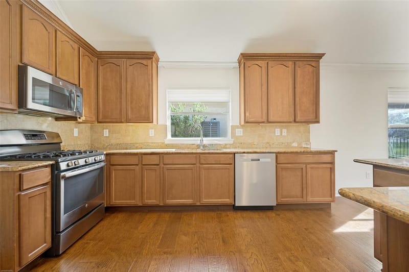 11009 Southerland Drive, Denton TX 76207 - Photo 9
