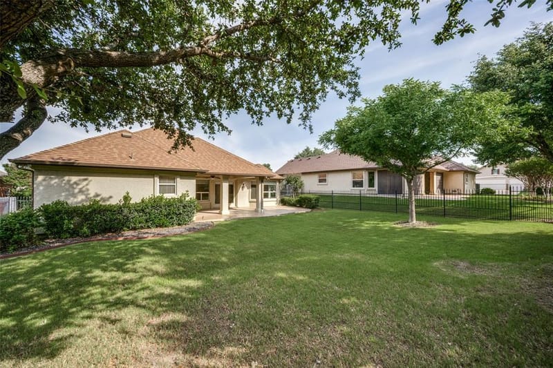 11009 Southerland Drive, Denton TX 76207 - Photo 24