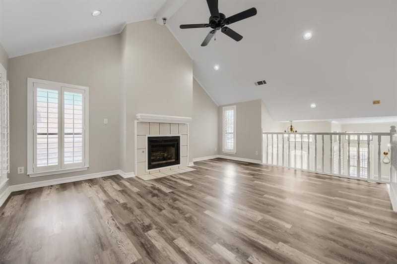 100 Coventry Court, Irving TX 75061 - Photo 2