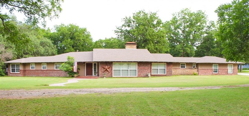 9137 Highway 67 # 377, Comanche TX 76442