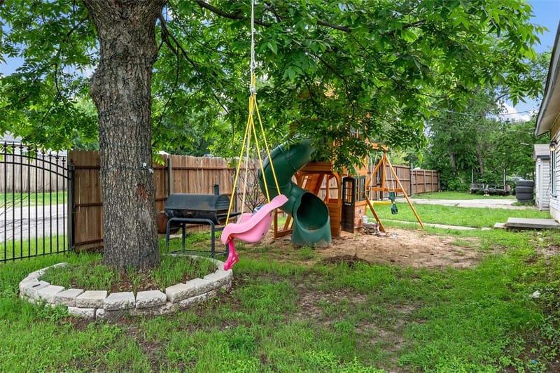 2221 S Park Avenue, Waco TX 76706 - Photo 25