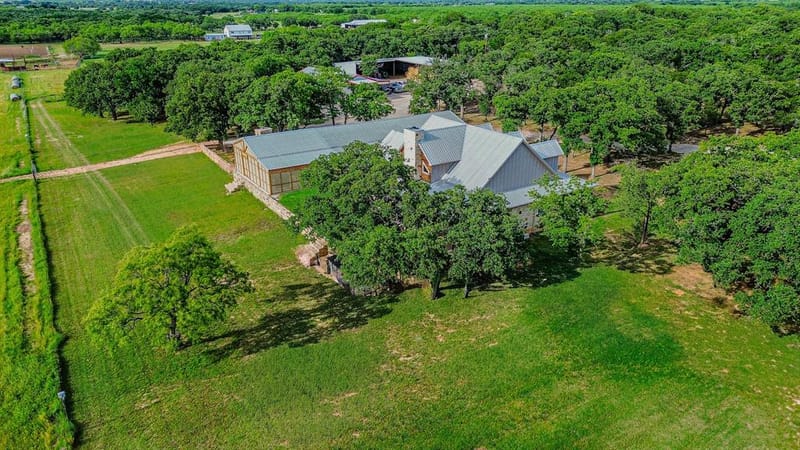 6085 County Road 146, Lipan TX 76462 - Photo 6