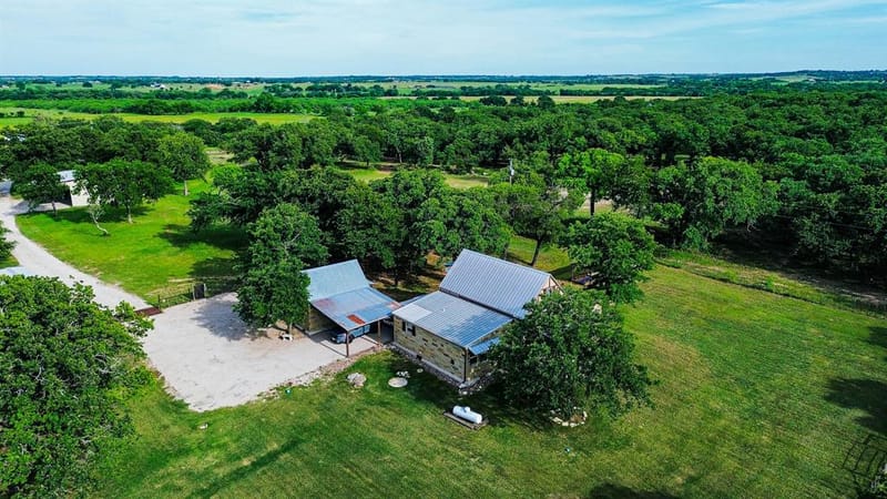 6085 County Road 146, Lipan TX 76462 - Photo 29