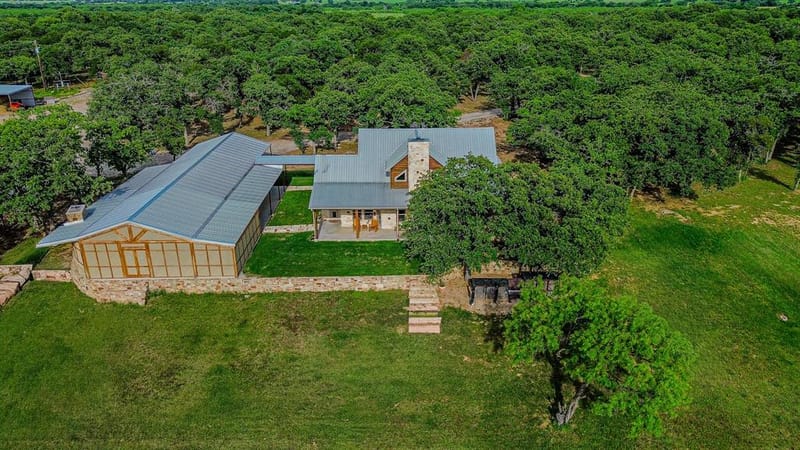 6085 County Road 146, Lipan TX 76462 - Photo 4