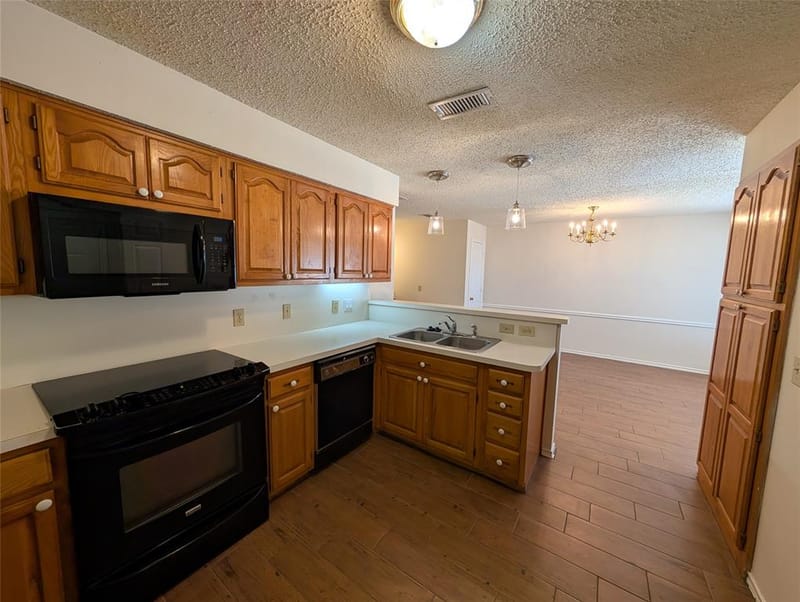 3535 Hilltop Lane, Plano TX 75023 - Photo 6
