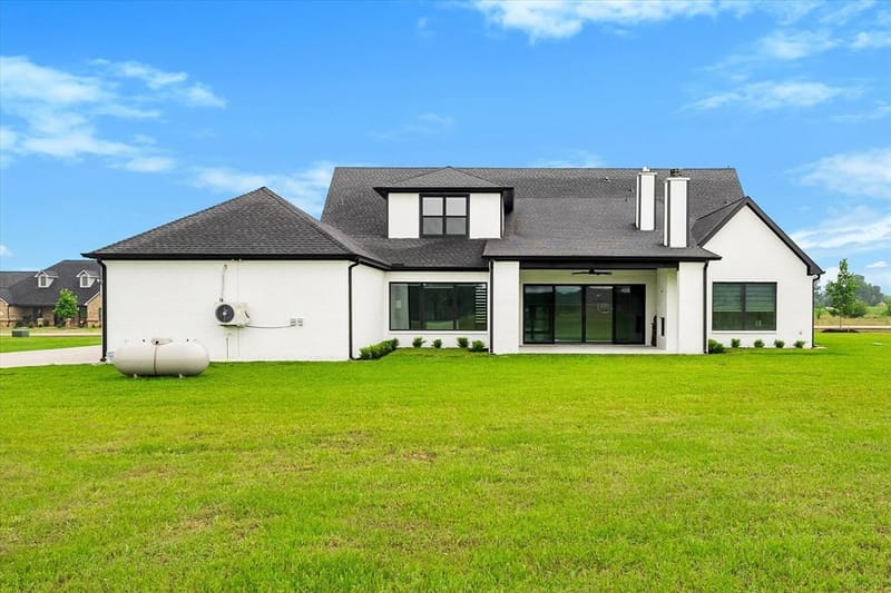 1240 Deerfield Drive, Wills Point TX 75169 - Photo 4